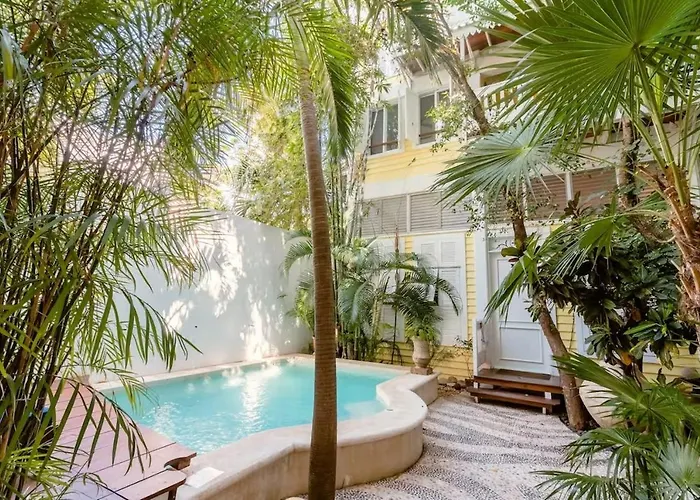 Ocean View Penthouse With Private Terrace & Outdoor Shower Apartament